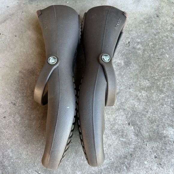 Crocs Brown Alice work brown ballet flat Mary Jane women’s slip on shoes Sz-6. G - Picture 5 of 9